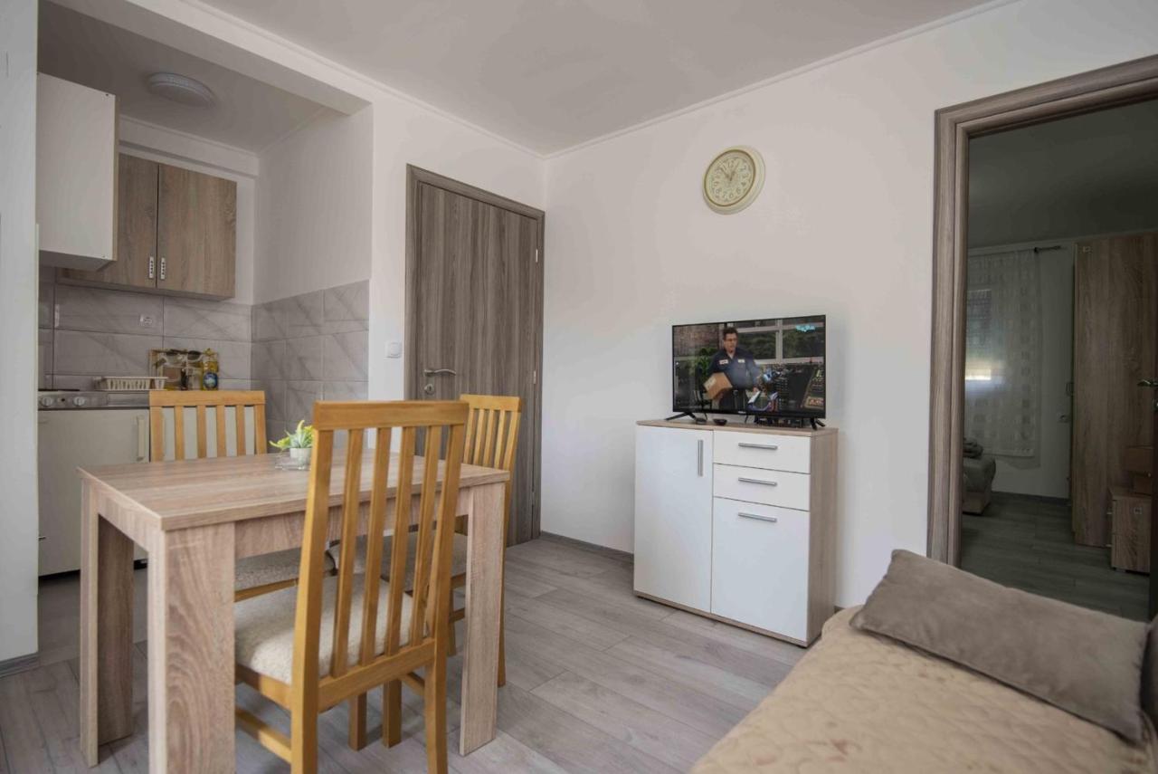 Apartment Miske Ivanica Экстерьер фото